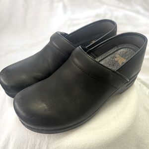 Dansko Professional Clogs. Black. Size US 10.5. UK 44